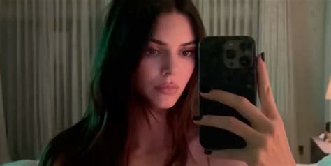 kendal jenner nude|Kendall Jenner Shares Steamy Topless Video and Poses in Lingerie